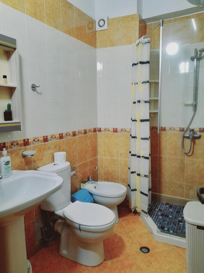 Seaside Deluxe Apartment ดูร์เรส ภายนอก รูปภาพ