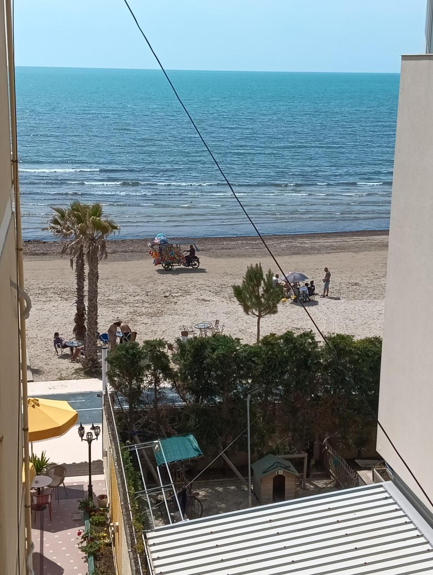 Seaside Deluxe Apartment ดูร์เรส ภายนอก รูปภาพ