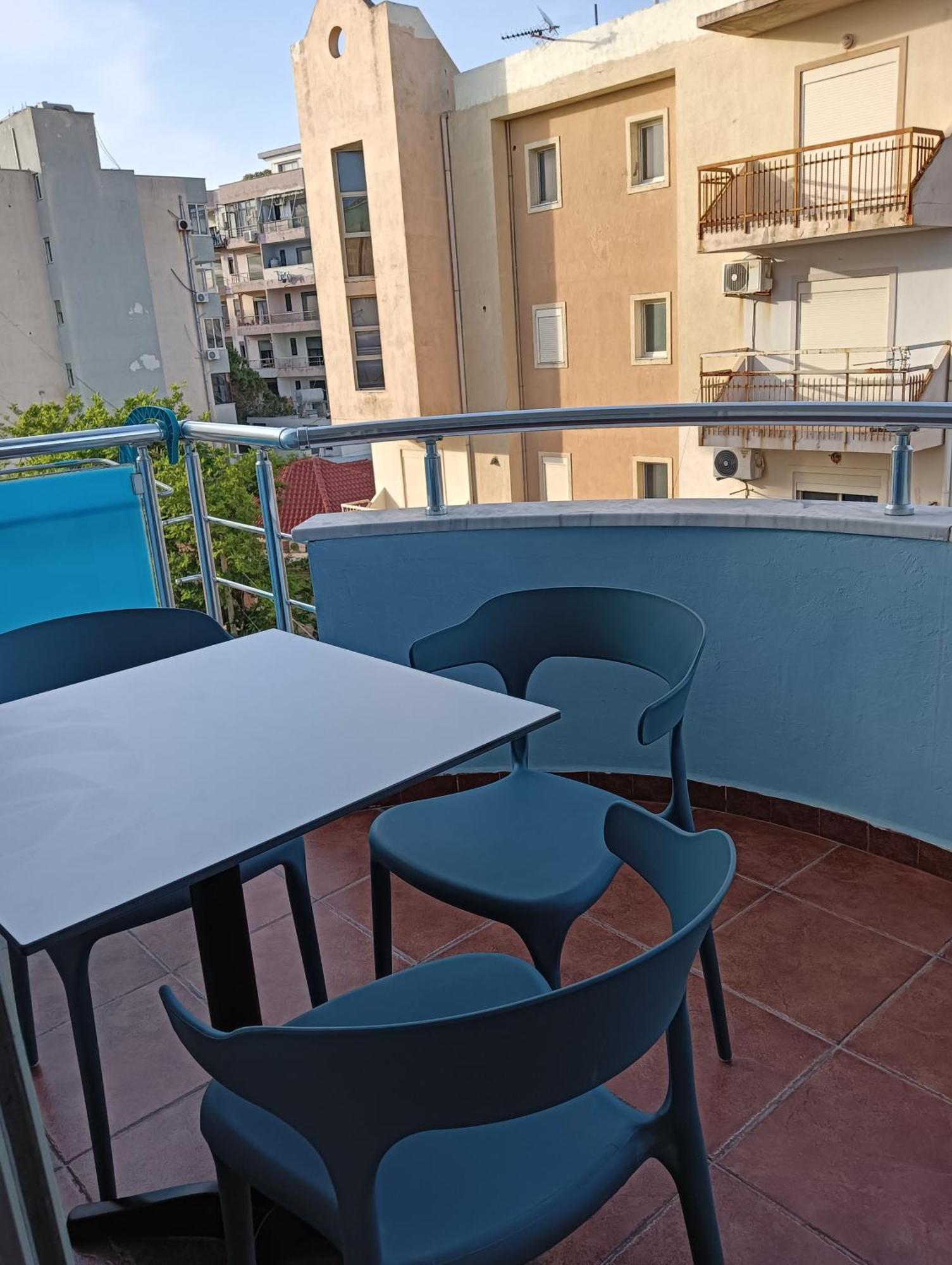 Seaside Deluxe Apartment ดูร์เรส ภายนอก รูปภาพ